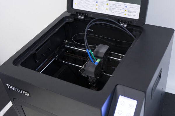 Dual extrusion technology in the Tiertime UP300D 3D Printer enables complex geometries with ease